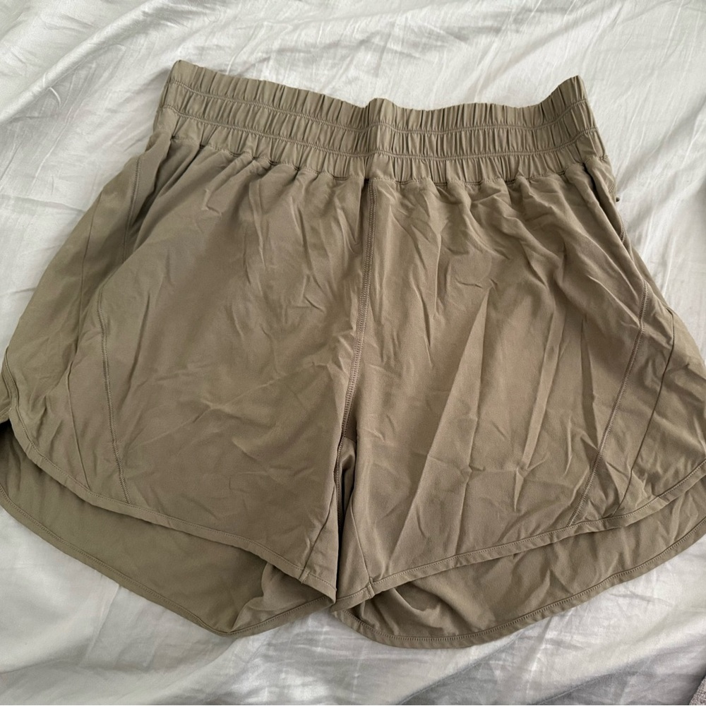 CRZ YOGA Women's Olive Athletic Shorts Size L